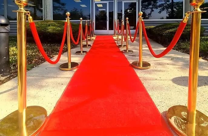 VIP Walkways Red Carpet